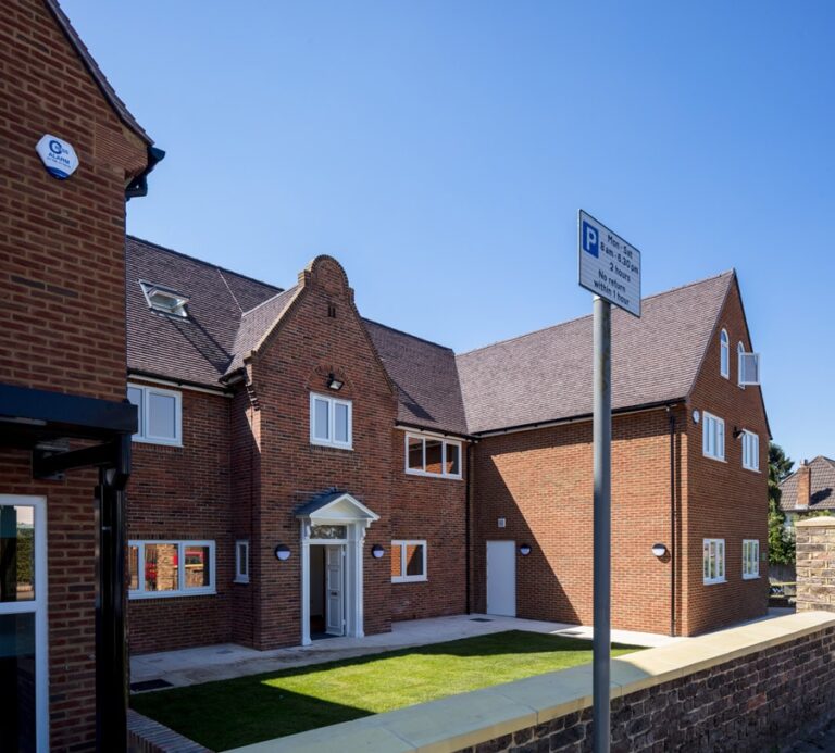 THE WALL HOUSE SURGERY Alcema